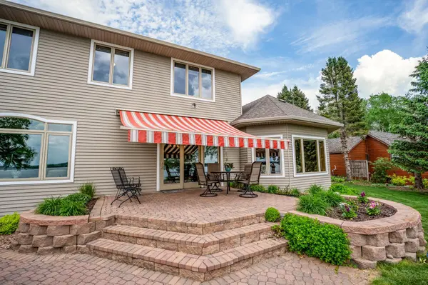 191 137th AVE NW, Spicer, MN 56288