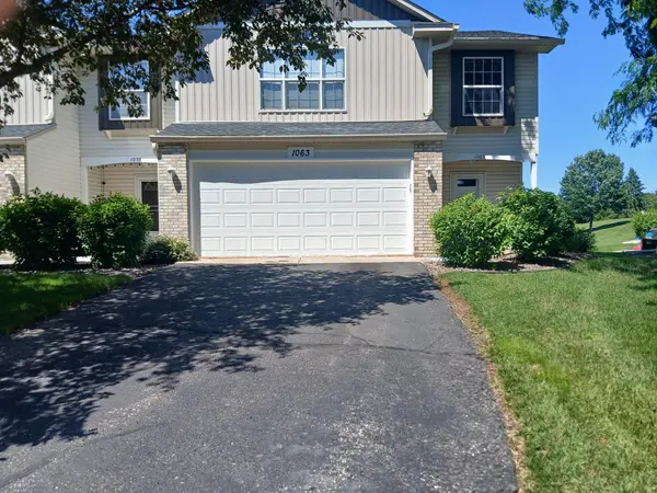 1063 Juniper CT, Shakopee, MN 55379