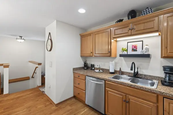 38272 Explorer CIR, North Branch, MN 55056