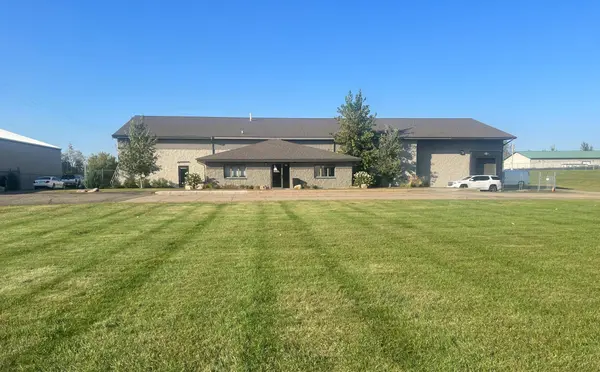 650 Brakke DR #1A and 1A Upper, Hudson, WI 54016