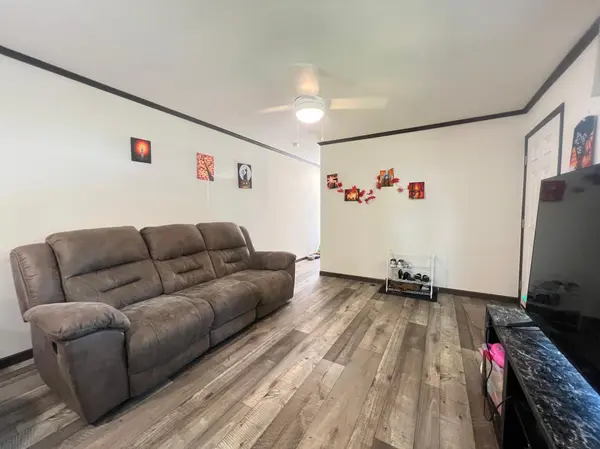 517 Begonia LN, Altoona, WI 54720