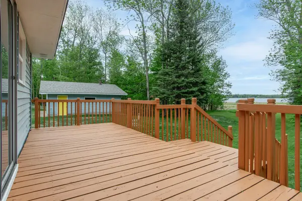 28457 Splithand RD, Grand Rapids, MN 55744