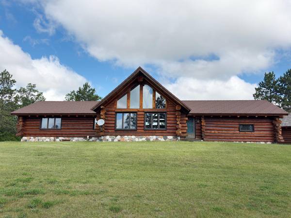 12207 110th ST, Menahga, MN 56464