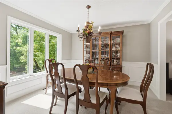 1308 Summit Oaks DR, Burnsville, MN 55337