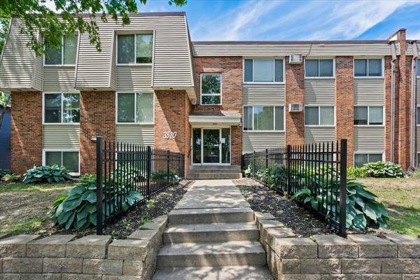 3520 12th AVE S, Minneapolis, MN 55407