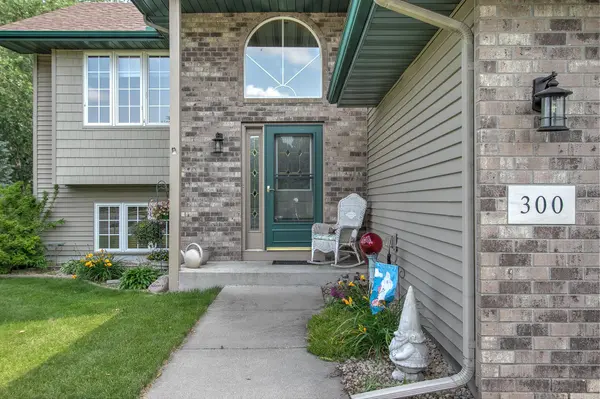 300 101st CT NE, Blaine, MN 55434