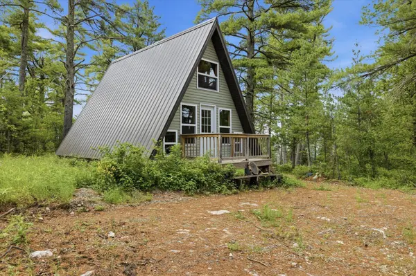 5298 Long Island, Tower, MN 55790