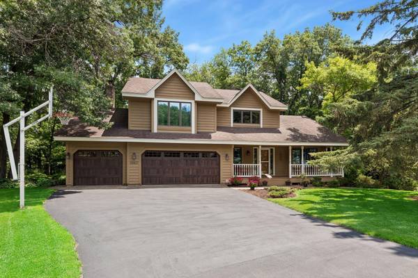 13437 Georgia CIR, Apple Valley, MN 55124