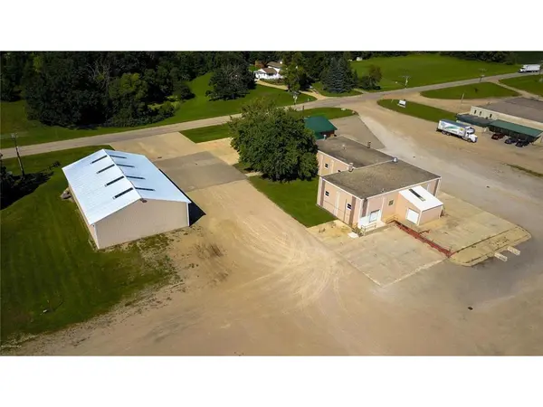 2360 Becker DR, Albert Lea, MN 56007