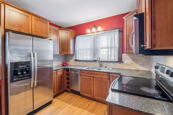 116 Shumway AVE, Faribault, MN 55021