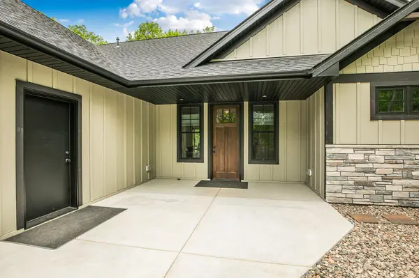 23696 Warren LN, Deerwood, MN 56444