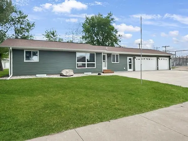 311 S Park ST, Hendricks, MN 56136