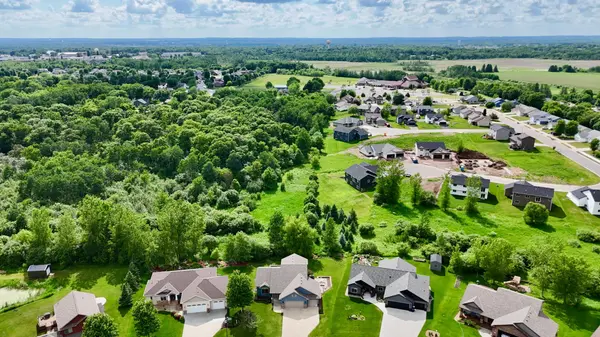 1256 Osauka RD NE, Sauk Rapids, MN 56379
