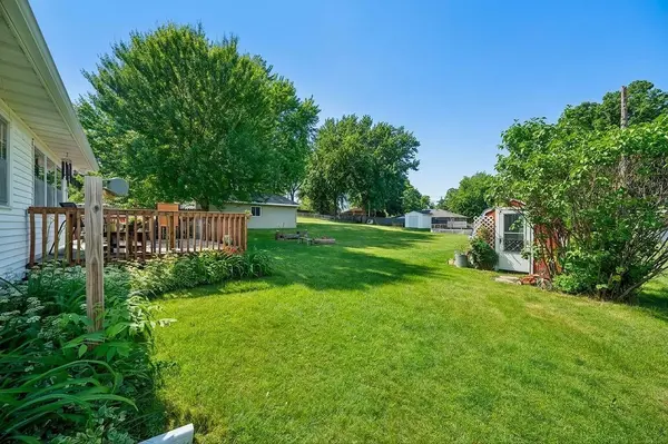 576 South ST, Owatonna, MN 55060