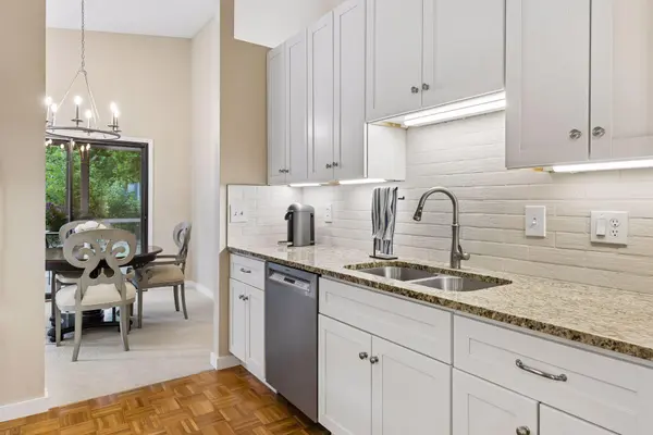 5448 Pompano DR, Minnetonka, MN 55343