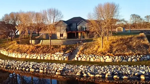 83987 Ridge Creek Dr, Clinton, MN 56278