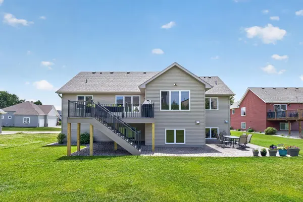 1961 Fieldstone RD SW, Rochester, MN 55902