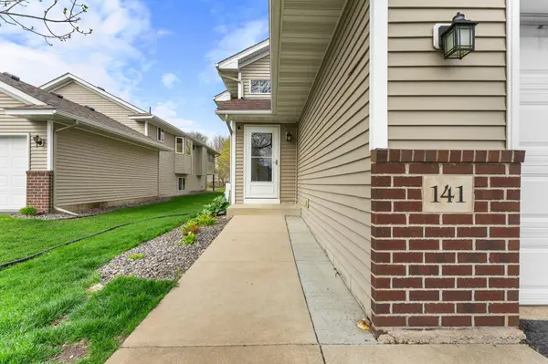 141 Garner CIR, Montrose, MN 55363