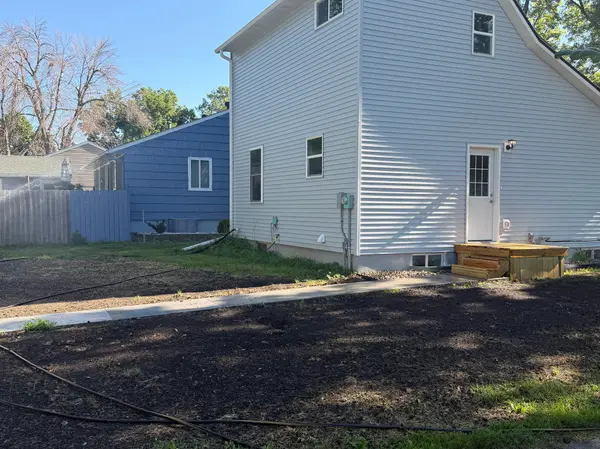1203 Apel AVE, Worthington, MN 56187