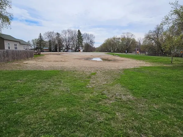 117 N Nelson ST, Nelson, MN 56355