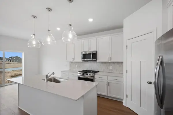 18550 Fillmore CIR NW, Elk River, MN 55330
