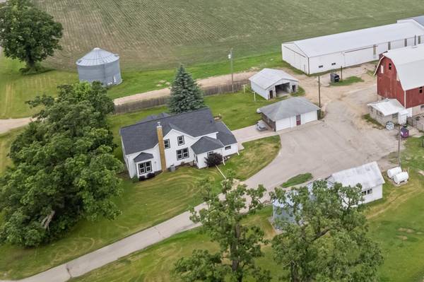 W22882 Little Tamarack RD, Galesville, WI 54630