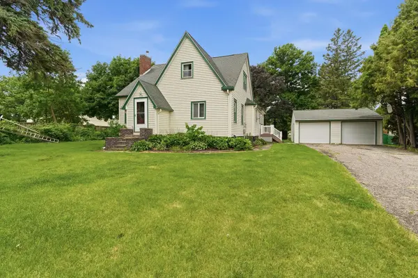 1113 State ST N, Waseca, MN 56093