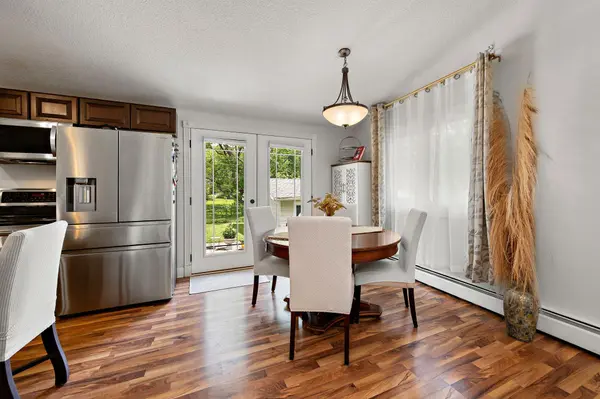 1490 Rainbow AVE, Maple Plain, MN 55359