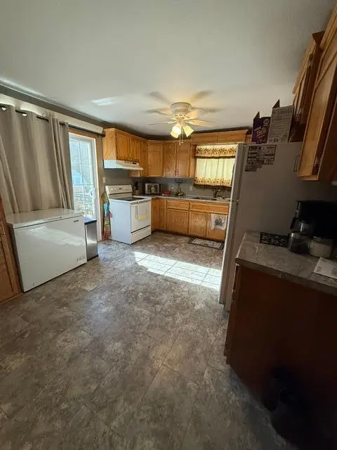 109 S Griffin ST, Lakefield, MN 56150