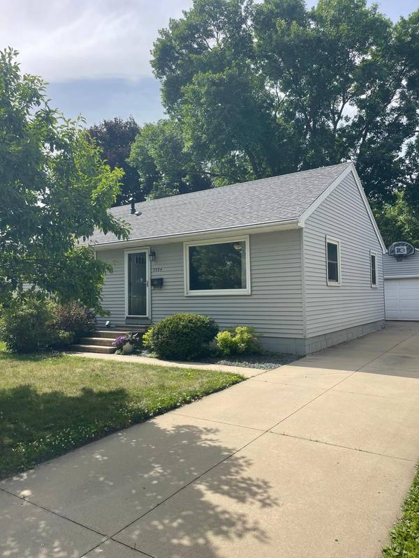 3904 7th PL NW, Rochester, MN 55901
