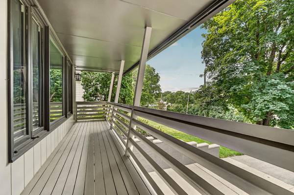 1019 11th ST SW, Rochester, MN 55902