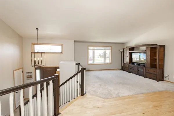 2715 33rd ST S, Fargo, ND 58103