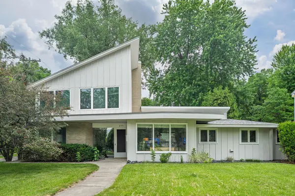 2191 Edgcumbe RD, Saint Paul, MN 55116