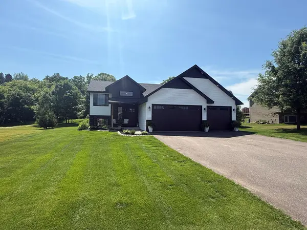 6679 378th ST, North Branch, MN 55056