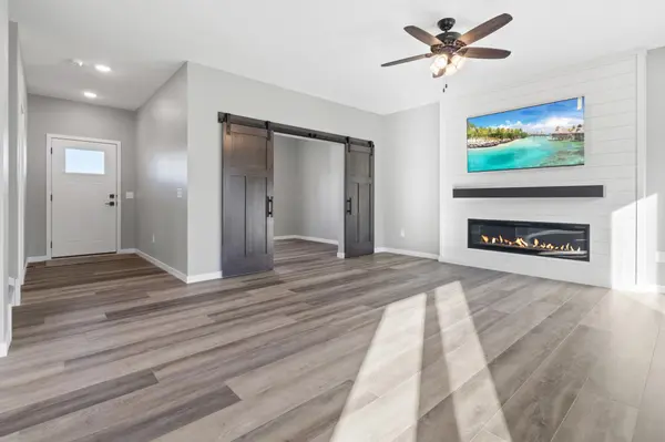 2125 13th ST NW, Faribault, MN 55021