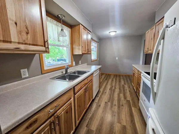 252 E Nelson AVE, Newfolden, MN 56738