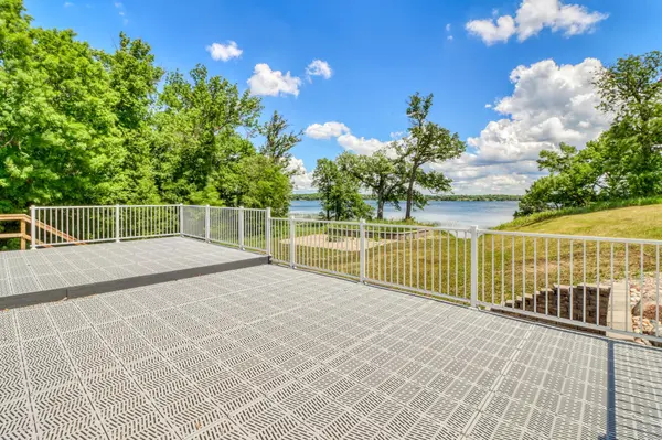 11999 Lake Maud TRL, Audubon, MN 56511