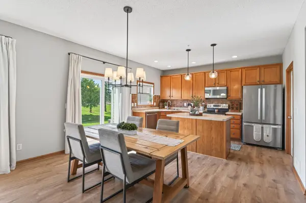 1245 Vernon DR, Carver, MN 55315