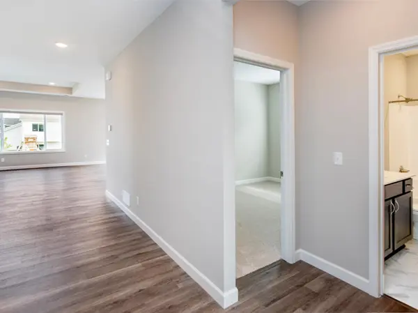 336 Emmy LN, Hanover, MN 55341