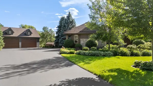 727 Fahlstrom PL, Afton, MN 55001
