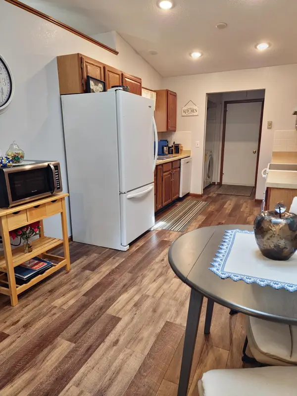 912 3rd ST N #7, Cold Spring, MN 56320