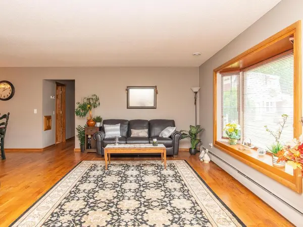 3433 Gettysburg AVE N, New Hope, MN 55427