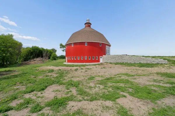 XXXXX Hassan Parkway, Rogers, MN 55374