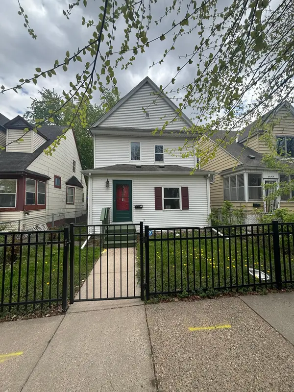 466 Edmund AVE, Saint Paul, MN 55103