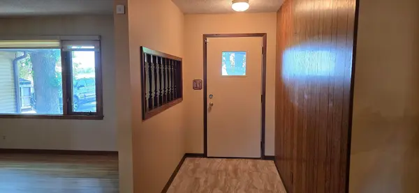 1713 S Shore DR, Albert Lea, MN 56007