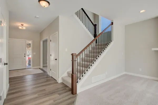 22508 Thrush ST, Oak Grove, MN 55005