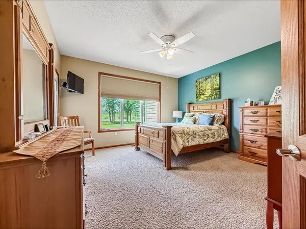 500 Shoreacres CT SW, Bemidji, MN 56601