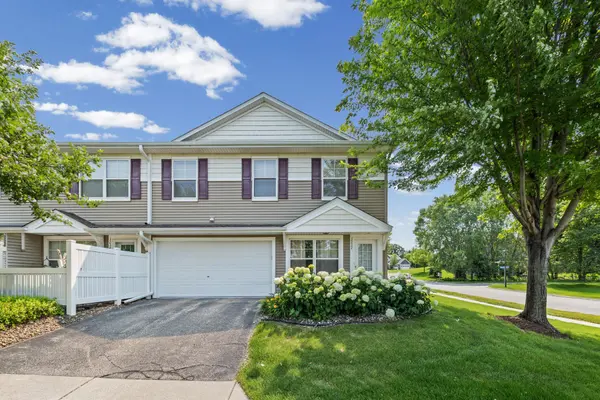 3232 Oak View DR, Woodbury, MN 55129