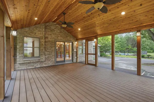 4596 Lilac LN N, Lake Elmo, MN 55042