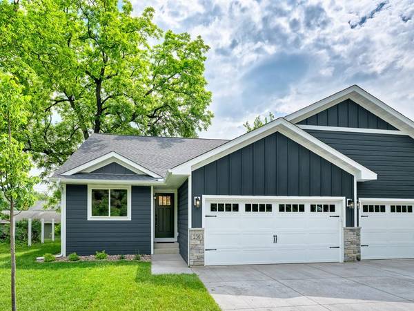 230 S Chestnut ST, Ellsworth, WI 54011